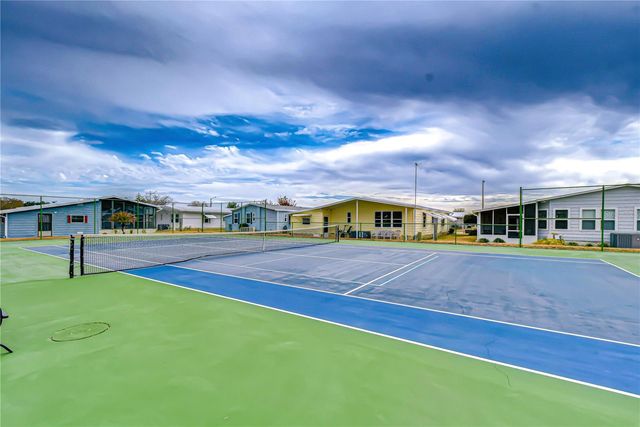 35203 MAKENZIE STREET, Zephyrhills, FL 33541