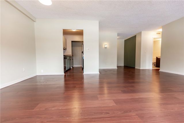 1400 East Avenue UN009, Rochester, NY 14610