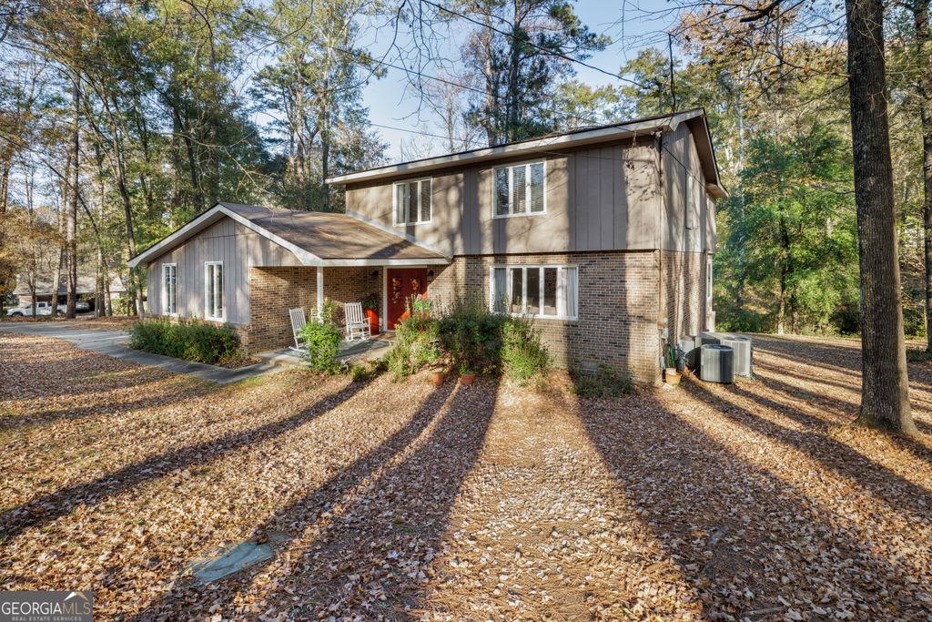 619 Pine Hill Way, Sandersville, GA 31082