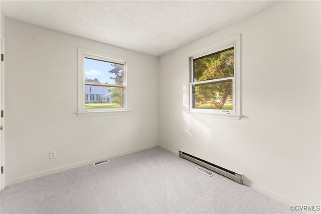 5994 Canterbury Rd, Walkerton, VA 23177
