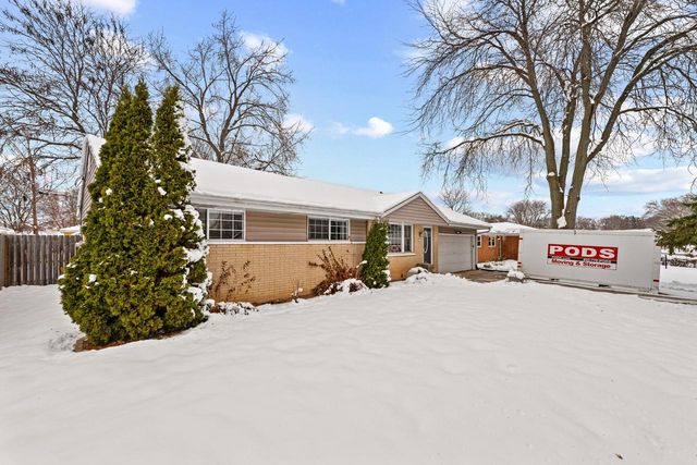5860 W Ester PLACE, Brown Deer, WI 53223