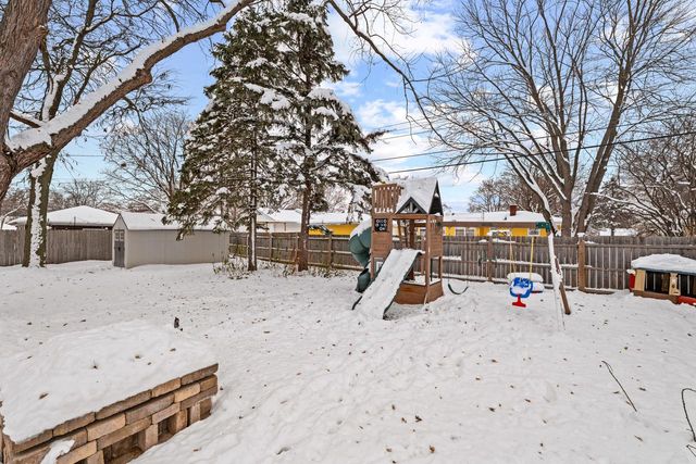 5860 W Ester PLACE, Brown Deer, WI 53223