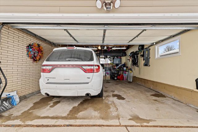 5860 W Ester PLACE, Brown Deer, WI 53223