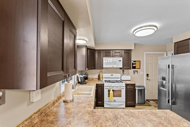 5860 W Ester PLACE, Brown Deer, WI 53223