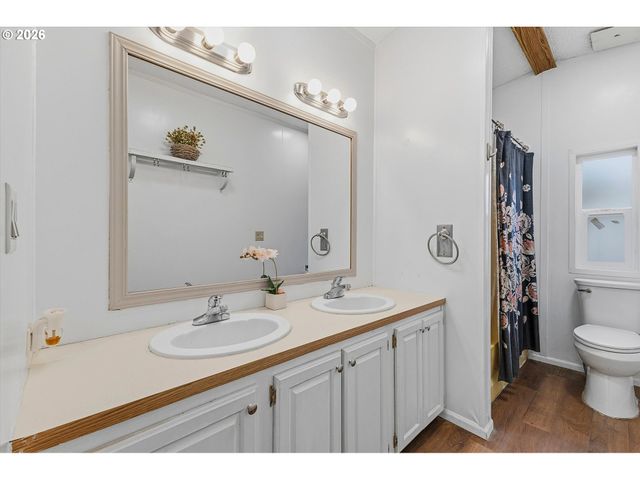 13620 Sw BEEF BEND Rd 146, Portland, OR 97224