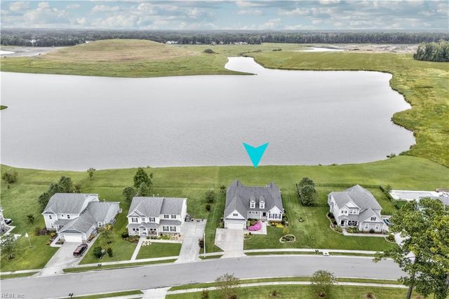 1424 Thrasher LNDG, Chesapeake, VA 23320