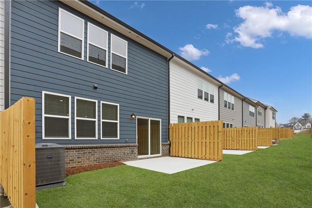 546 East Rope Mill 25, Holly Springs, GA 30115