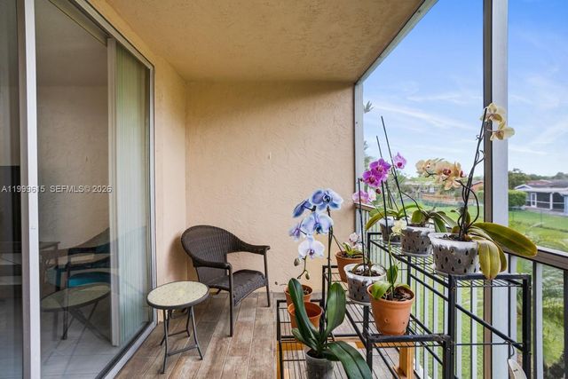 6870 Royal Palm Blvd 209M, Margate, FL 33063