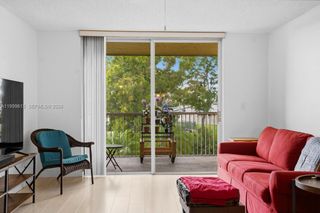 6870 Royal Palm Blvd 209M, Margate, FL 33063