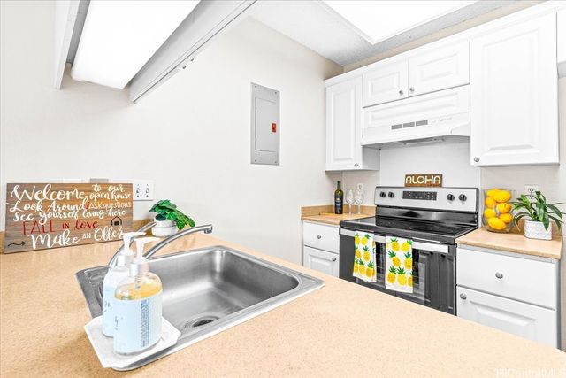 94-1404 Polani Street 29E, Waipahu, HI 96797