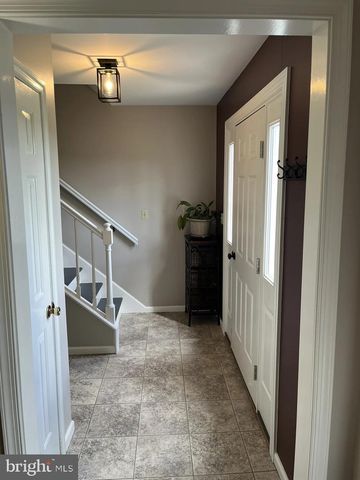 213 TOBACCO RD, Ephrata, PA 17522