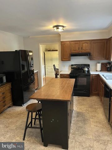213 TOBACCO RD, Ephrata, PA 17522