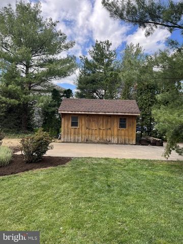 213 TOBACCO RD, Ephrata, PA 17522