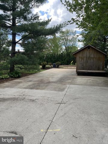 213 TOBACCO RD, Ephrata, PA 17522
