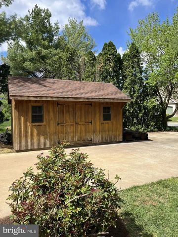213 TOBACCO RD, Ephrata, PA 17522