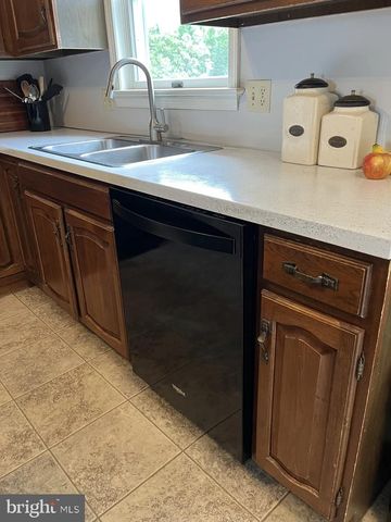 213 TOBACCO RD, Ephrata, PA 17522