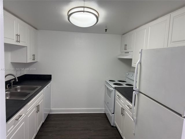 915 NW 1st Avenue H2606, Miami, FL 33136