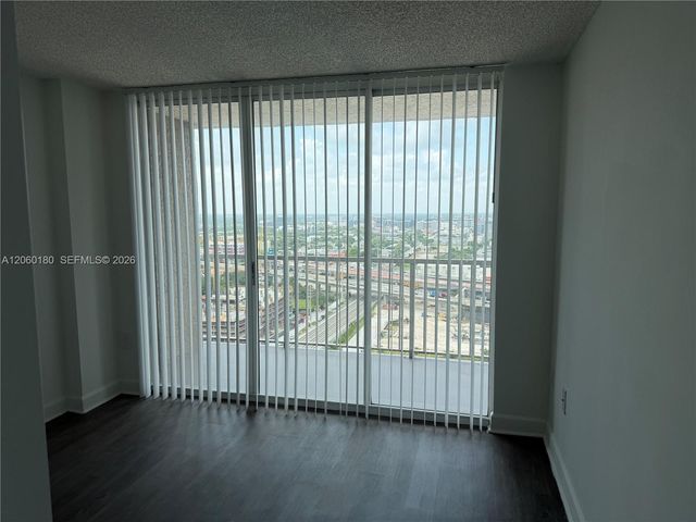 915 NW 1st Avenue H2606, Miami, FL 33136