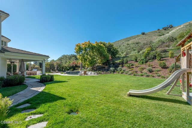 3886 Cresthaven Drive, Westlake Village, CA 91362