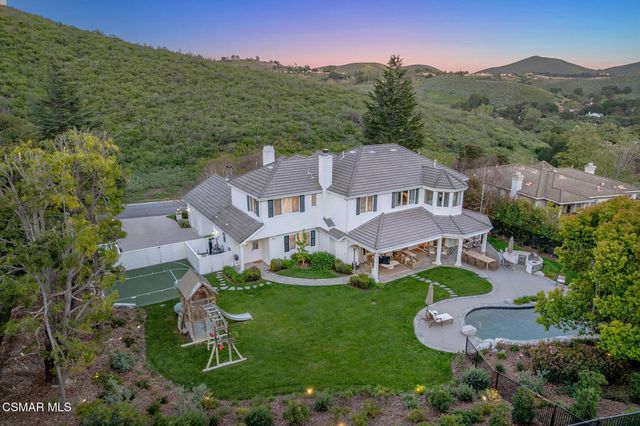3886 Cresthaven Drive, Westlake Village, CA 91362