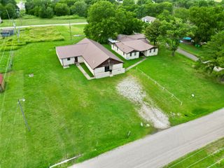 915 E Boston Street, Okemah, OK 74859