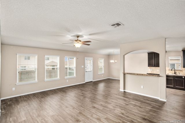 7211 MARINA DEL REY, Converse, TX 78109