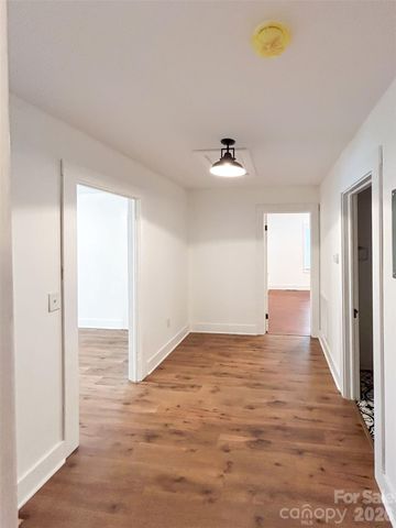 661 Central Street, Hudson, NC 28638