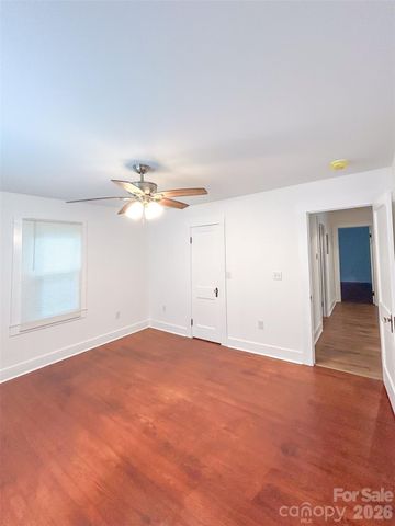 661 Central Street, Hudson, NC 28638