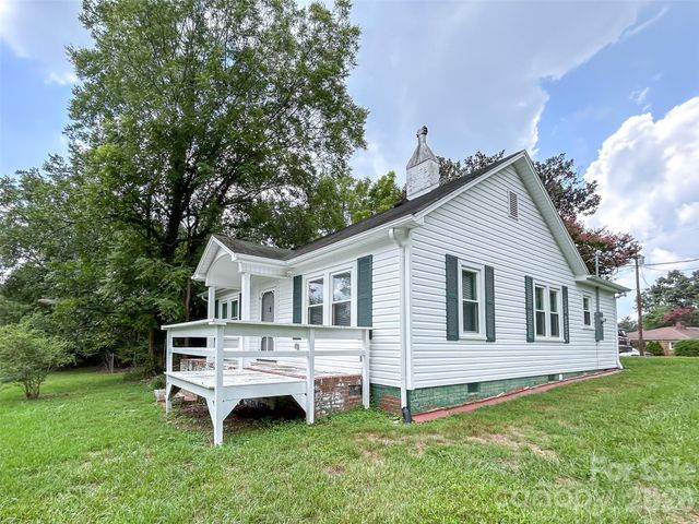 661 Central Street, Hudson, NC 28638