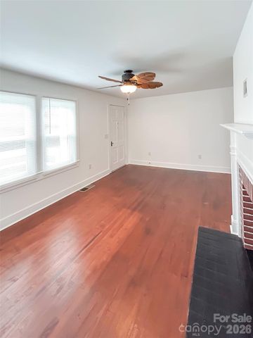 661 Central Street, Hudson, NC 28638