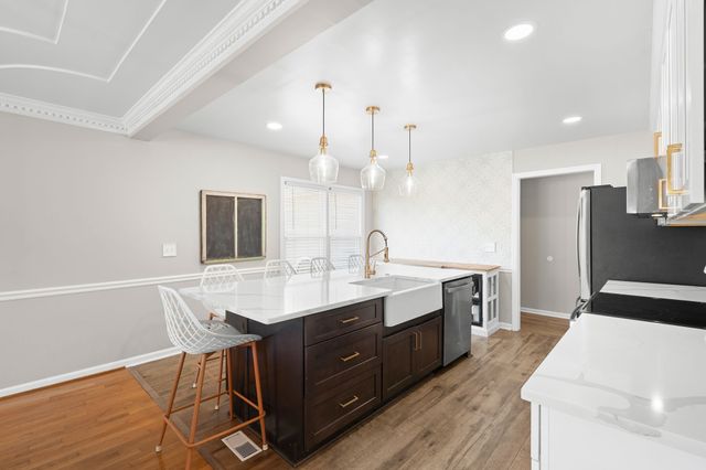 100 Elliott Ct, Columbia, TN 38401