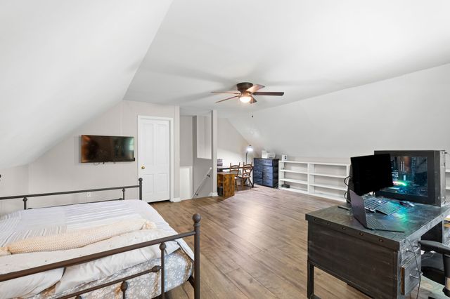 100 Elliott Ct, Columbia, TN 38401