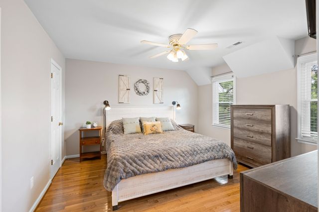 100 Elliott Ct, Columbia, TN 38401
