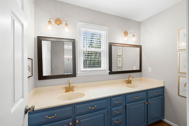 100 Elliott Ct, Columbia, TN 38401