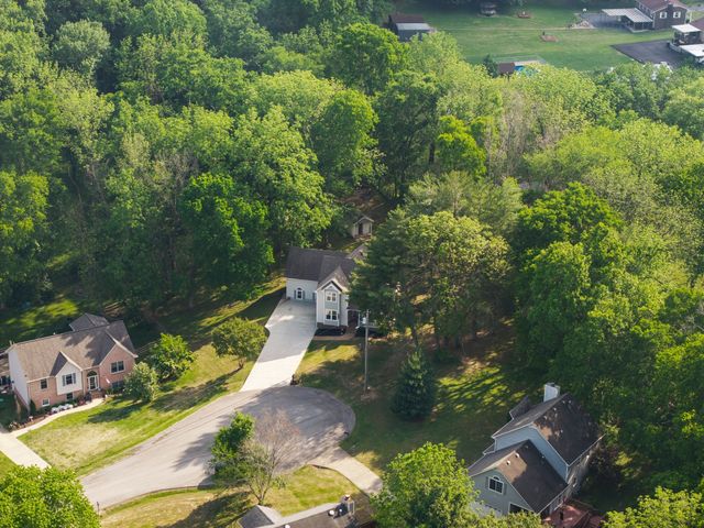 100 Elliott Ct, Columbia, TN 38401