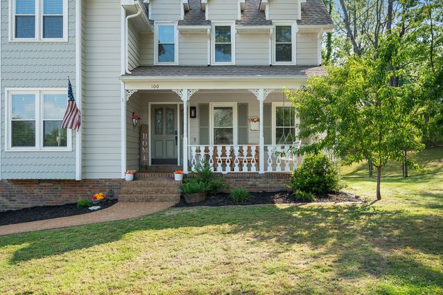 100 Elliott Ct, Columbia, TN 38401