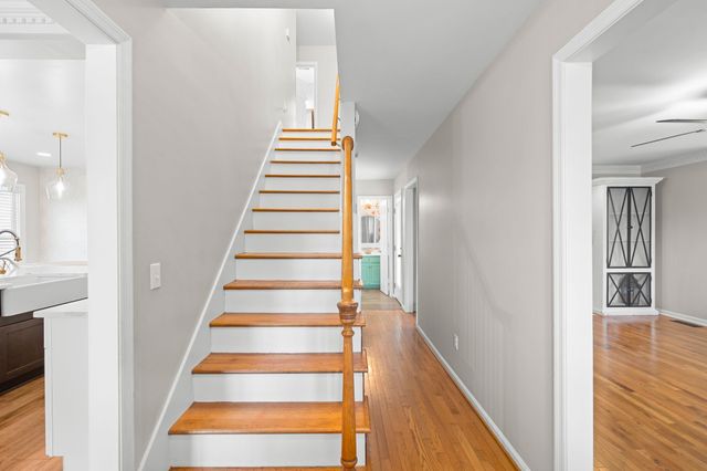 100 Elliott Ct, Columbia, TN 38401