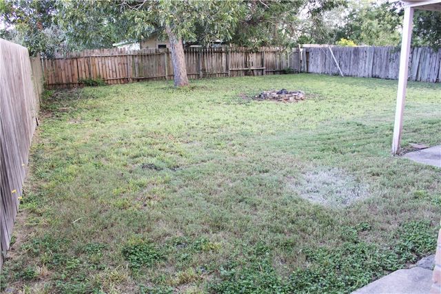 1914 Louisiana St, Kingsville, TX 78363