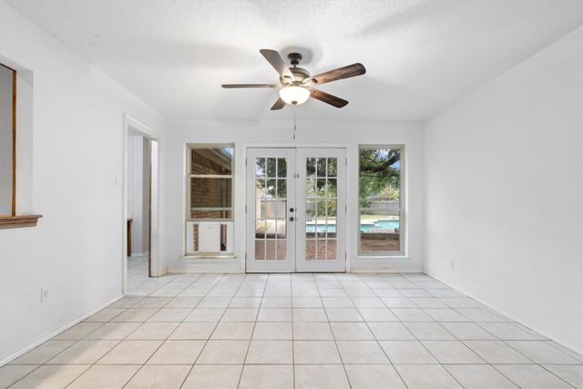 852 Windsong Court, Bedford, TX 76021