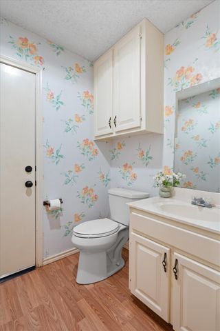 852 Windsong Court, Bedford, TX 76021