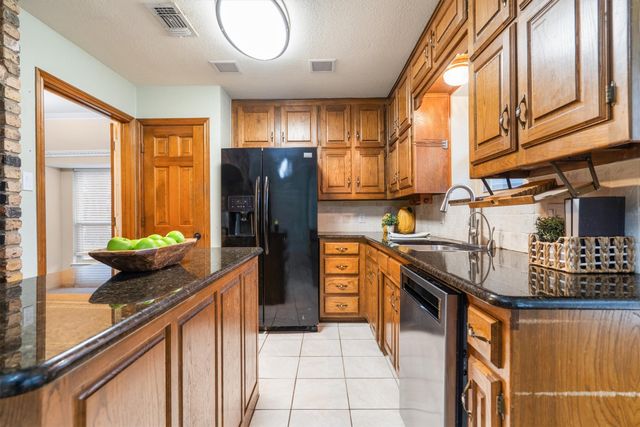 852 Windsong Court, Bedford, TX 76021