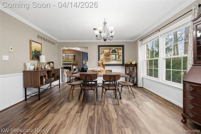 6144 Venice Drive, Commerce Twp, MI 48382