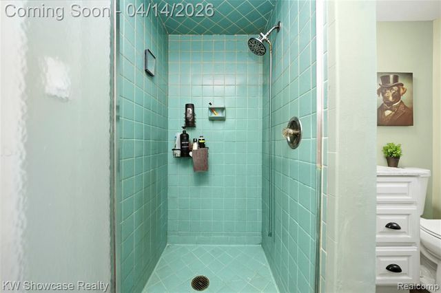 6144 Venice Drive, Commerce Twp, MI 48382