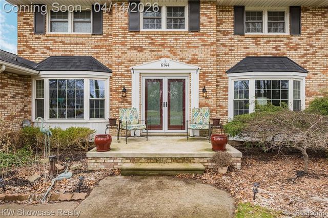 6144 Venice Drive, Commerce Twp, MI 48382