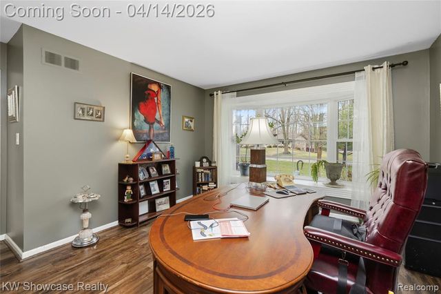 6144 Venice Drive, Commerce Twp, MI 48382