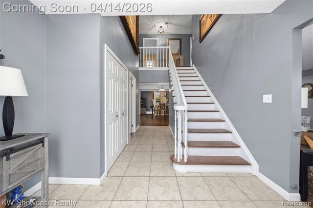 6144 Venice Drive, Commerce Twp, MI 48382