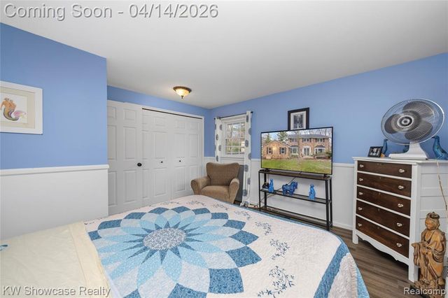 6144 Venice Drive, Commerce Twp, MI 48382