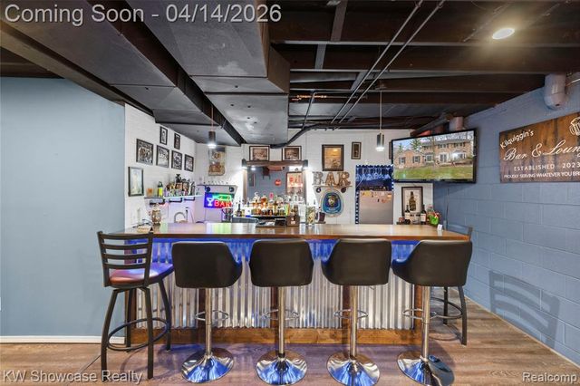 6144 Venice Drive, Commerce Twp, MI 48382