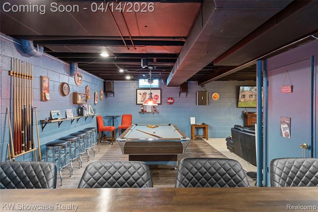 6144 Venice Drive, Commerce Twp, MI 48382