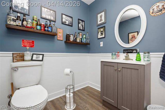 6144 Venice Drive, Commerce Twp, MI 48382